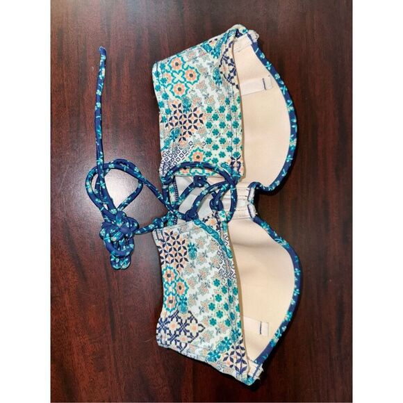 Adore Me Tie Back Strapless Bikini Top Size 32A - Picture 2 of 5